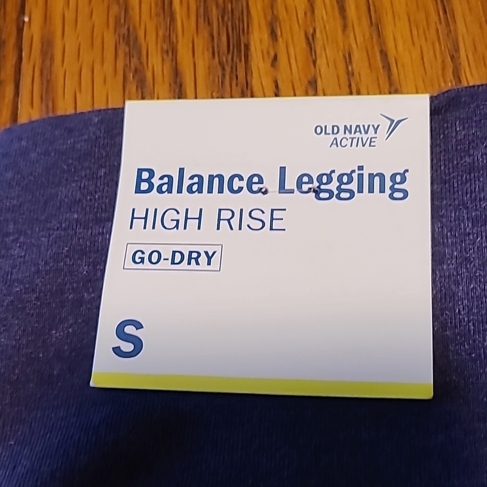 NWT Old Navy Balance Leggings - Ladies Small - Picture 9 of 9